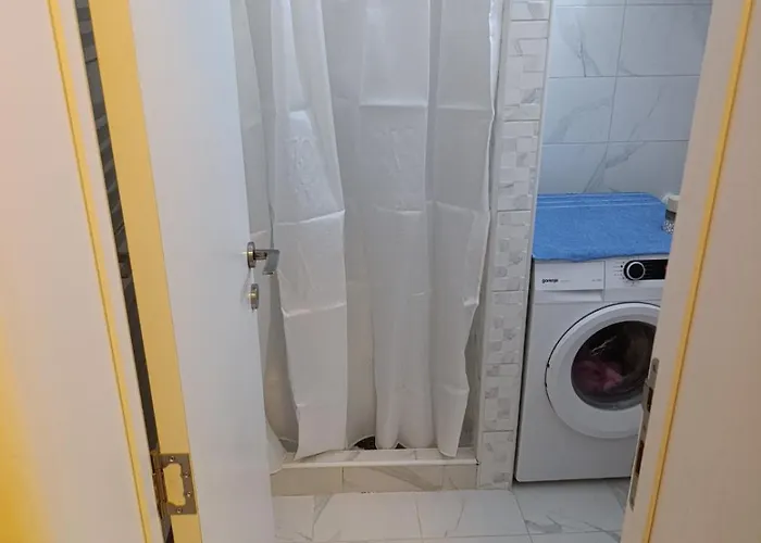 Emilija I Julija 소코 반자